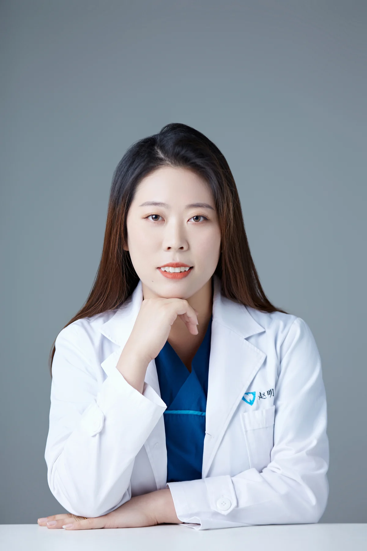 杜悦执业医师 · 医政副主任形象照