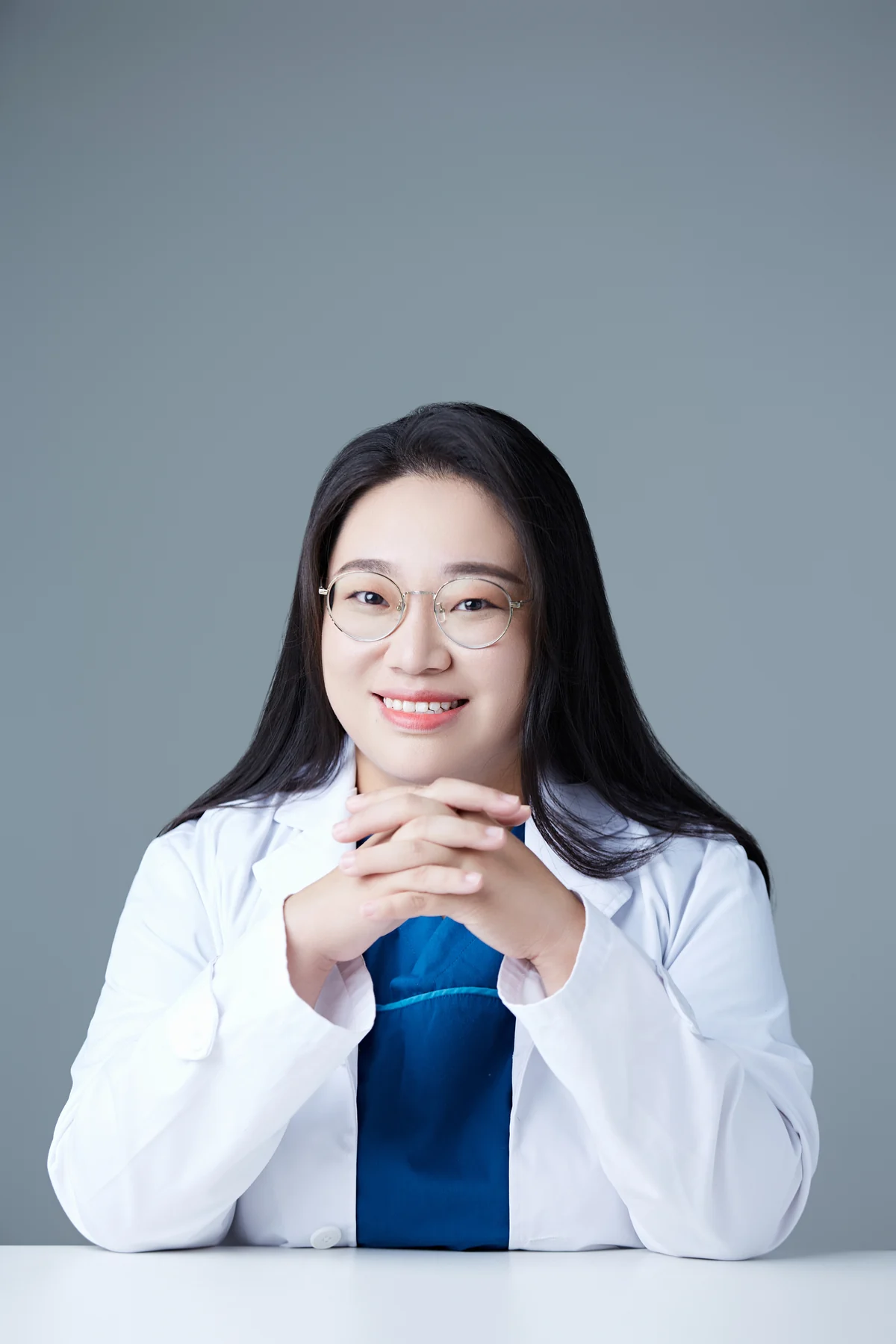 郝茹助理医师形象照